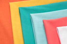 Atkı, bere ve çorap alanında da tercih edilen kaşmir kumaş, son zamanlarda şal olarak da kullanılır. Gabardin Nedir Gabardin Kumas Kullanim Alanlari