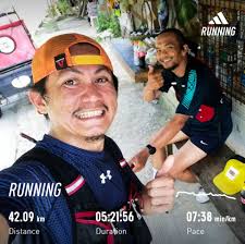 What's a good marathon race strategy?