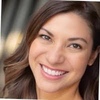 Jessica Stoll's Instagram, Twitter & Facebook