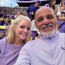 Everyone, I cannot stress this enough! Multi app!