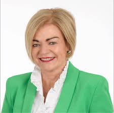 Cllr Deirdre O'Brienのプロフィール