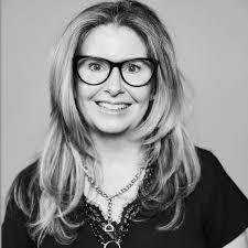 Leanna Lilly's Instagram, Twitter & Facebook