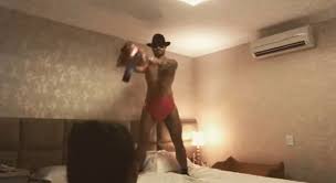 Dessa união, nasceram rodrigo, 2 anos, e linda, que tem 1 ano. Rodrigao Virgula