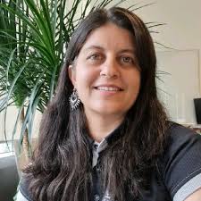 Databricks vs Snowflake by the numbers