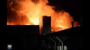 Bij die grote brand kwamen 4600 varkens om het leven. Grip 1 Zeer Grote Brand In Nederweert Youtube