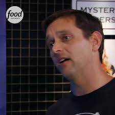 He's STEALING from you!" Where's the missing meat? #MysteryDiners go  undercover to solve the case of the disappearing fat trimmings! 🍖🕵️‍♂️