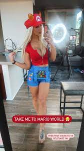 Tara Babcocks Feet << wikiFeet