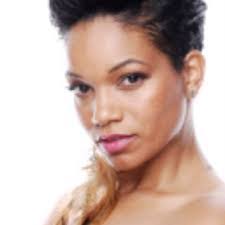 Aisha Mckenzie's Instagram, Twitter & Facebook