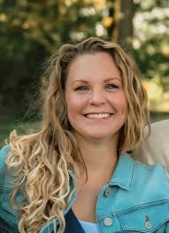 Today, for Pastor and Staff appreciation month, we would like to highlight Beth  Lamb for stepping into our Finance Department, as well as, helping with  different projects around the church! Thank you