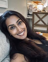 Denise Haughton's Instagram, Twitter & Facebook