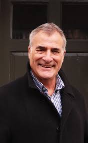 Jeremy Cassell Coaching launches a new video-based virtual presenting  training course called Design & Deliver, created to transform anyone into  an exceptional virtual presenter