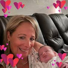 Melanie Grey is using these photos