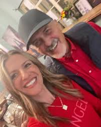 Cheers from OBC ☕️🎄 Love you, Dad ❤️