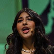 Correspondents Archive