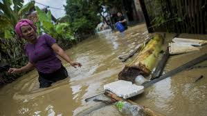Adanya banjir tentu menimbulkan dampak kerugian bagi masyarakat. Kyb5qvzputcpfm