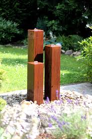 Cortenstahl 3er Saulen 100 Modernes Edelrost Design Gartenbrunnen Made In Germany By Brunnenschmiede Wasser Im Garten Vorgarten Gartenbrunnen