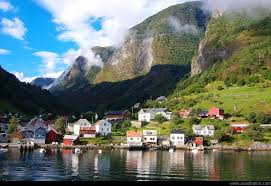 Find aurland stock photos in hd and millions of other editorial images in the shutterstock collection. Aurland Norway Karanligi Aydinlatan Isik Aurland Norway Natural Landmarks