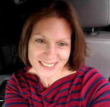 Courtney Rigney's Instagram, Twitter & Facebook