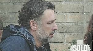 Raoul Bova, maschera di dolore sul volto al funerale della mamma Rosa