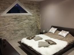 Déco.fr vous propose une multitude d'idées de déco exclusivement pour les adultes ! Un Mur En Pierre Pour Une Chambre Pleine De Caractere 20 Idees Deco