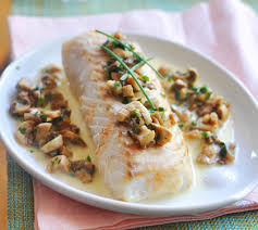 Recette Blanc De Cabillaud Poche Au Lait Duxelle De Champignons Recette Recette Poisson Recette Recettes De Cuisine