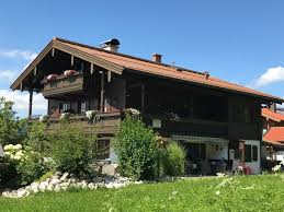 Haus zauner in reit im winkl ist eine pension mit 4 zimmer. Haus Am Durrach Startseite