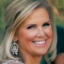 Linda Bogle's Instagram, Twitter & Facebook