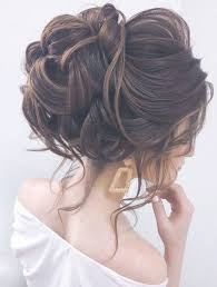 44 Romantic Messy Updo Hairstyles For Medium Length To Long Hair Messy Updo Hairstyle For Elegant Medium Length Hair Styles Messy Hairstyles Long Hair Styles