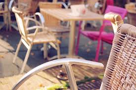 Restaurants können ihre terrassen wieder öffnen. Kommunikation