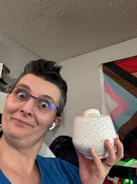 🎵My name is Randy Hickey and I love to smell my shoes🎵  Aaaaaaaamennnnnnnnnnn🎵