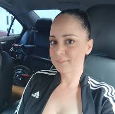 What caused my soap to accelerate like this?? I'm thinking it was the  temperature? Lye 128 Oils 111 Update! I wasn't able to get the swirl design  I wanted because of acceleration