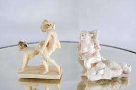 See how these utilitarian yet decorative objects reflect centuries of japanese history. Shunga Netsuke Ivory Carvings 2 Pair 3pcs