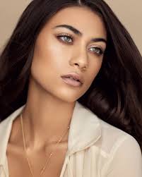 Pittsburgh Headshots, Branding & Luxury Portraits