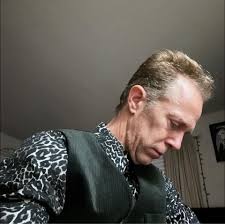 🏈On January 25, 1987 in Super Bowl XXI, the New York Giants defeated the  Denver Broncos, 39–20, for their first Super Bowl and first NFL title since  1956. The game was played