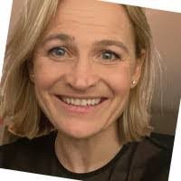 Tawna Davis's Instagram, Twitter & Facebook