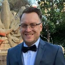 Ronnie Rudolph's Instagram, Twitter & Facebook