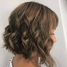 Carre Plongeant 40 Idees Pour Un Nouveau Style Femmes References Véritable coiffure de stars, quelle que soit sa longueur, de nombreuses femmes telles que katie holmes, victoria beckham et rihanna, ont déjà arboré un carré plongeant de toute beauté. carre plongeant 40 idees pour un