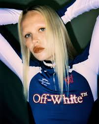 Off-White c/o Virgil Abloh