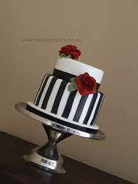 Black Red And White Red Rose Wedding Cake Cool Wedding Cakes Mini Wedding Cakes