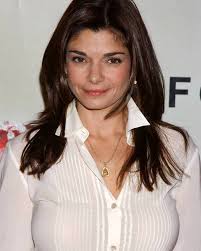 She was raised in the nearby city of denville. Laura San Giacomo Roles Laura San Giacomo Biography Age Husband Son Movies And Tv Shows