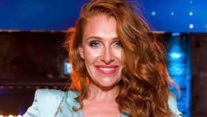 Georgina fleur hält ihre fans auch jetzt auf dem laufenden. Georgina Fleur Sie Bestatigt Ihre Schwangerschaft Ich Erwarte Ein Baby Bunte De