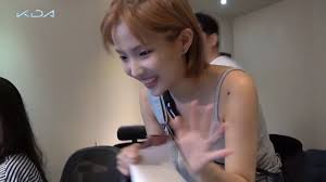 Native english speaker jeon soyeon