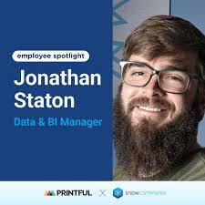 Kristen Nestor's Instagram, Twitter & Facebook