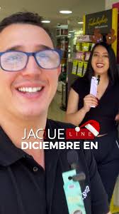 ✨ Lo que NADIE te dice en Quito este diciembre…, En Jacque-Line por cada  $30 en compras te damos un servicio de maquillaje TOTALMENTE GRATIS… ¡sí,  gratis! ✨💙, Y lo mejor: incluye pestañas., Aprovecha ...