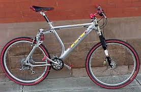 98 Gt Lts Fully Vintage Mountain Bike Mt Bike Cool Bikes