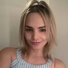 Caroline Luna's Instagram, Twitter & Facebook