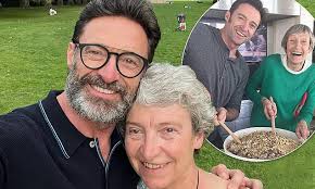 Hugh Jackman Siblings: A Look At The Actor'S Brothers And Sisters -  Kahawatungu