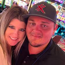 Can a junior college player play 18u?