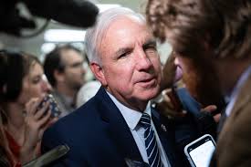 Florida Latino Republicans don't like Trump's immigration rhetoric. But  they still love Trump.