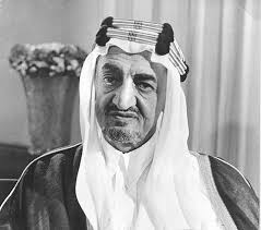 لهواة النوادر للبيع صورة موقعة و مؤرخة للملك فيصل معروض للبيع في دبي الإمارات Saudi Arabia Culture Art King Faisal